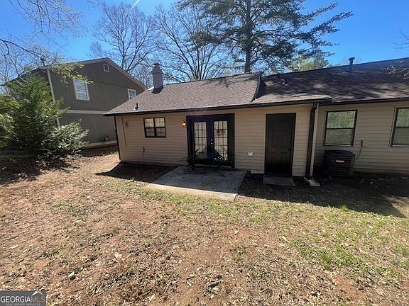 3rd image of 846 Martin Rd