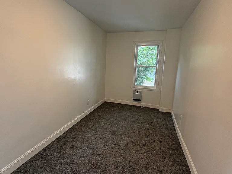 338 Hamilton St — Photo 7