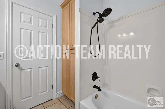 4511 W Windsor Cir — Photo 26