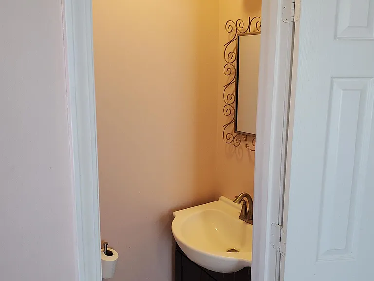 6833 Forestville Rd — Photo 4