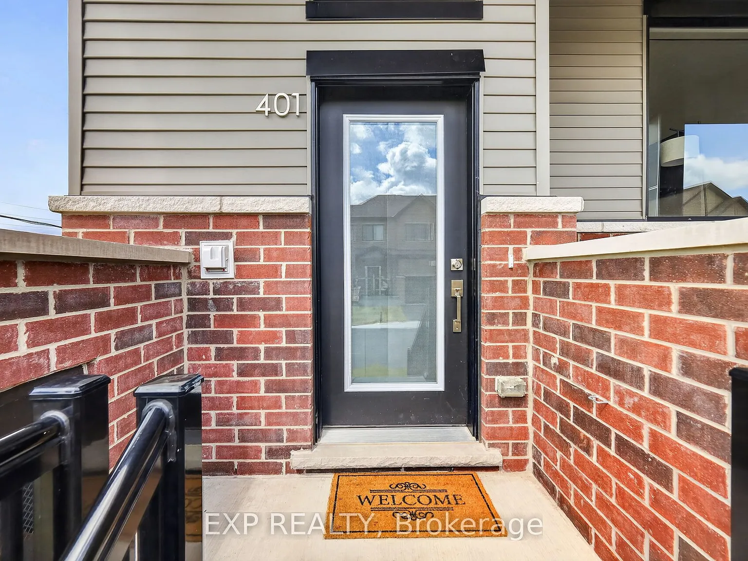 3 bed, $2,700 — Photo 3