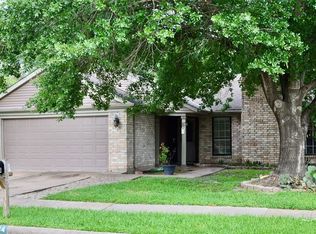 9634 E Savile Cir, Houston, TX 77065