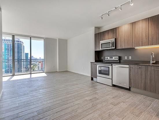 1st image of 3631 NE 1st Ave #1611