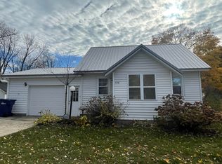 136 5th St, Marion, MI