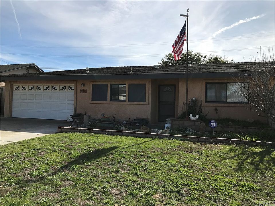 1st image of 442 Fair Oaks Dr