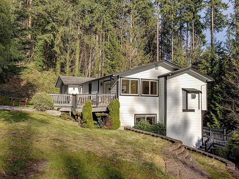 535 SW Ellerwood St #B — Photo 5