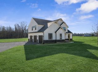 2668 Harry A Hill Dr, Bethel, OH