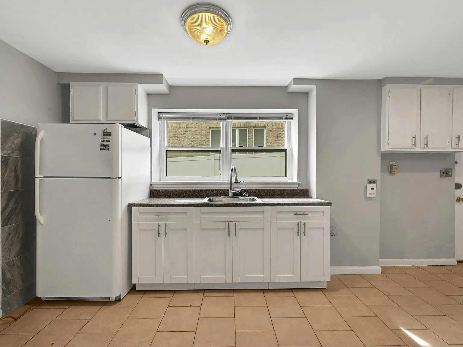 4 bed, 2684 sqft, $5,800 — Photo 4