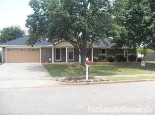 107 Colt Cir, Huntsville, AL 35811