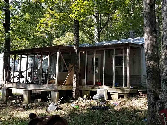 4th image of 674 County Road 501