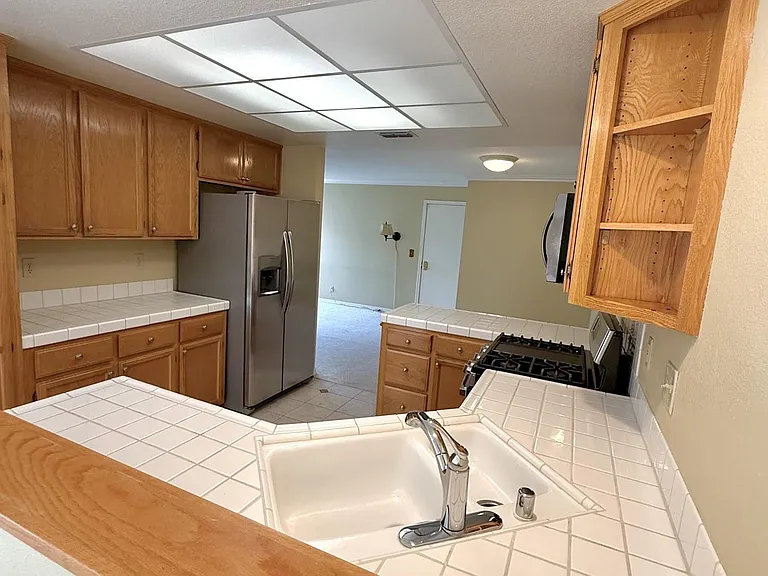 365 Bellflower Dr — Photo 14