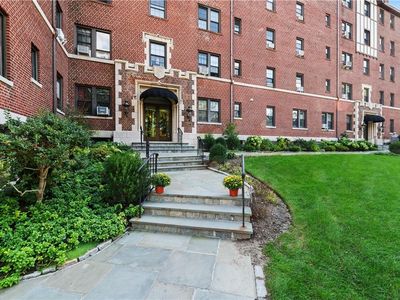 622 Pelhamdale Avenue #49, Pelham, NY, 10803
