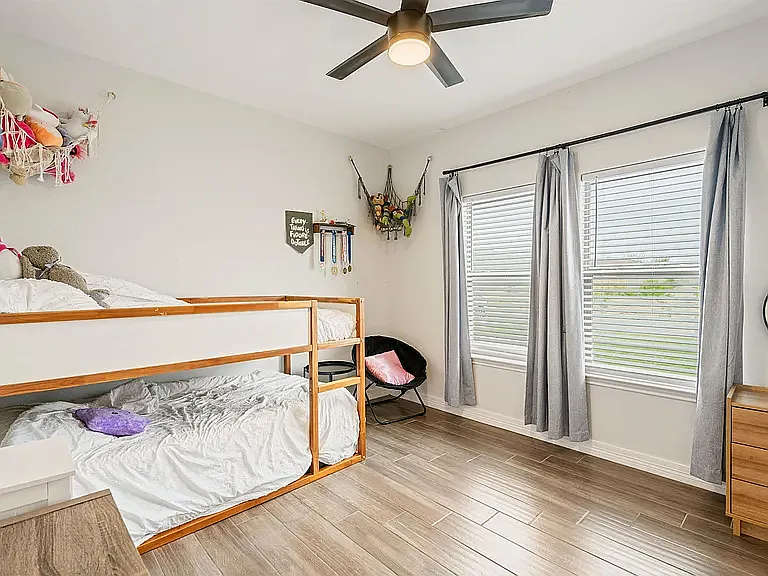 423 Pitaya Ln — Photo 36