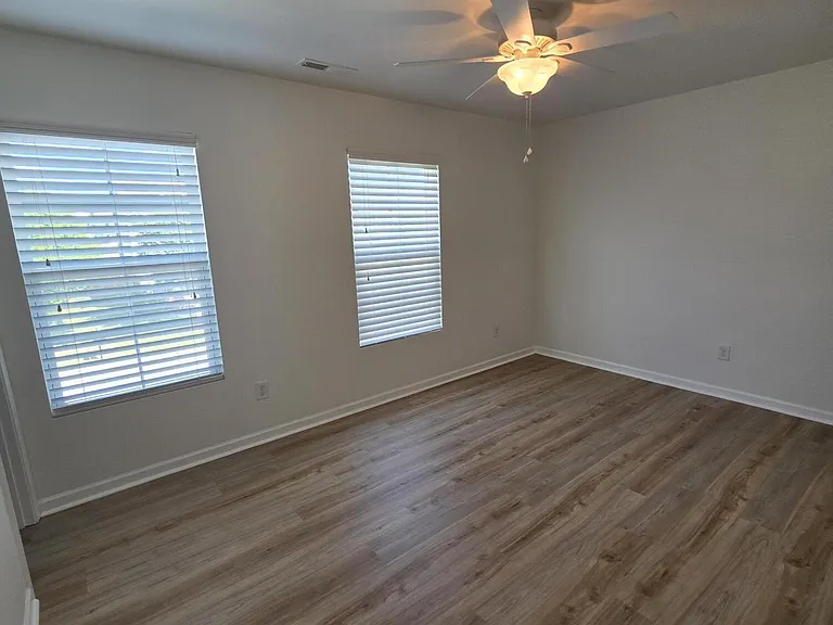 4209 Auburn Hills Dr — Photo 26