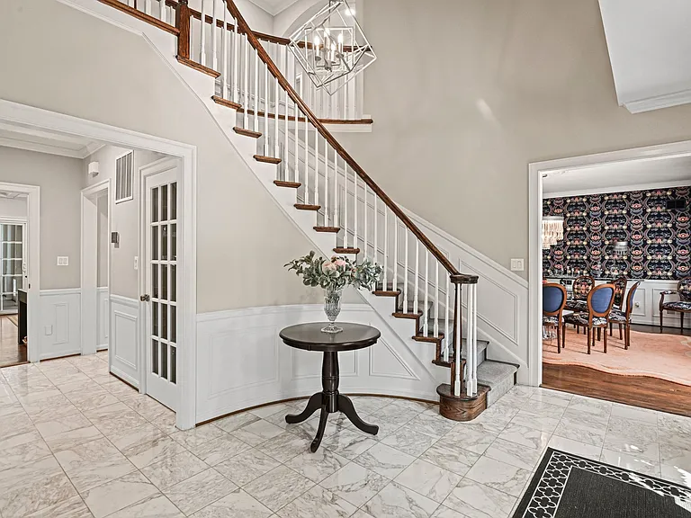 1314 Timberly Ln — Photo 3