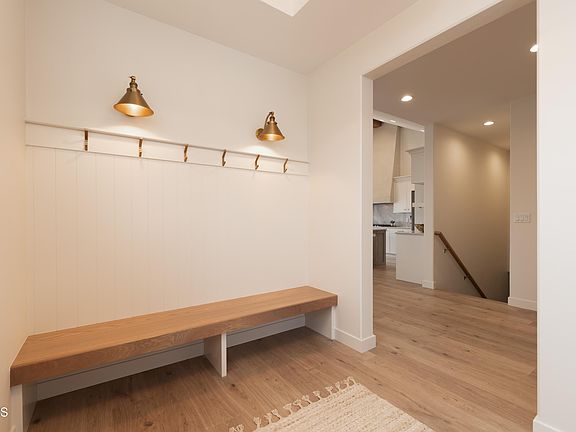 4th image of 3703 Ridge Way