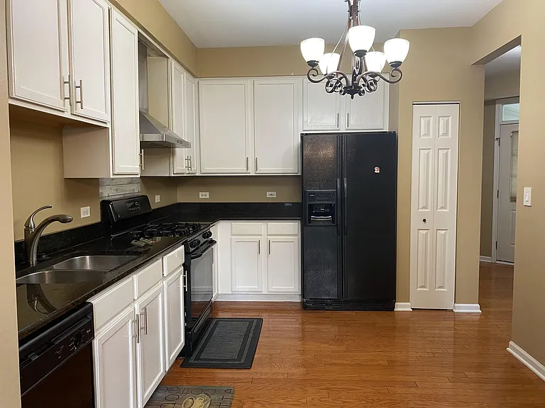 2824 White Thorn Cir — Photo 8