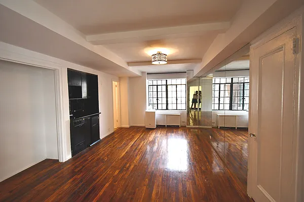 Rented by Elsie Ortiz, LREB | media 5