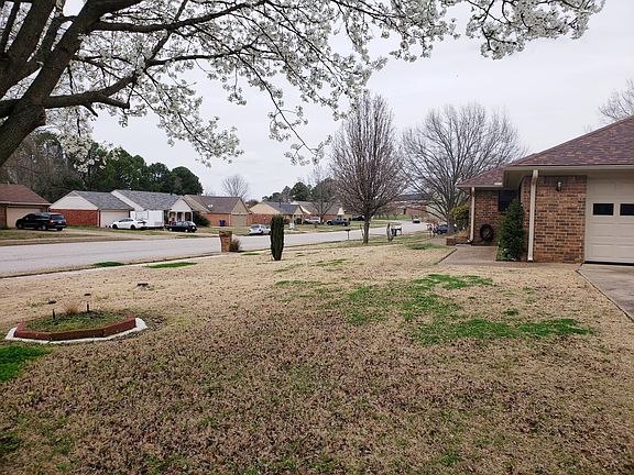 2nd image of 6780 Dunbarton Dr