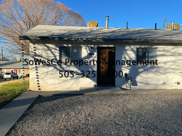 1406 Saiz Ln, Bloomfield, NM