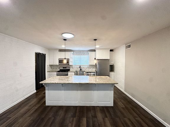 5th image of 2786 W 14th St