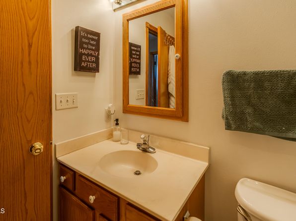 bismarck-north-dakota-78399991 picture