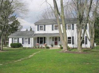 176 S Hayden Pkwy, Hudson, OH 44236