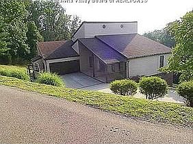 1st image of 1646 Lexington Dr