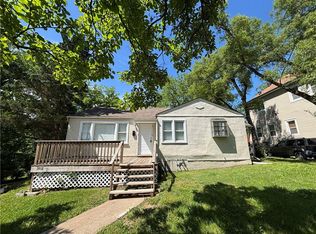 3212 E 59th St, Kansas City, MO 64130