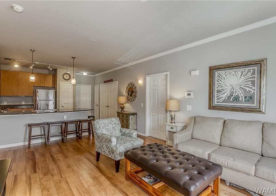 1st image of 1901 5th Ave E Unit 3207