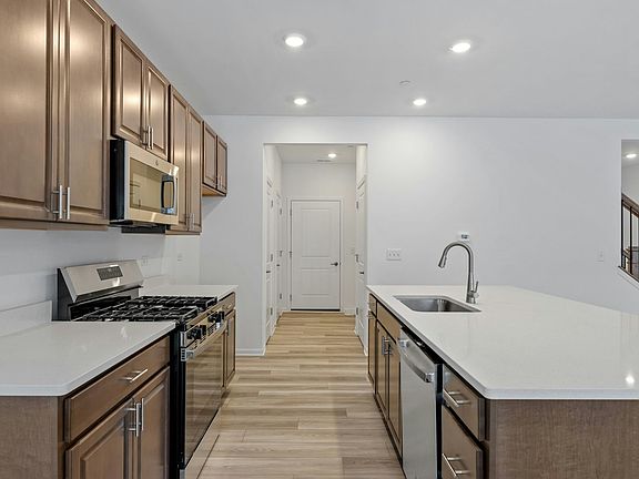 5th image of 16531 Golden Valley Ln