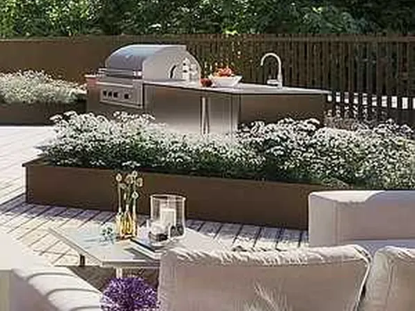 1 Clinton Street image 8 of 16