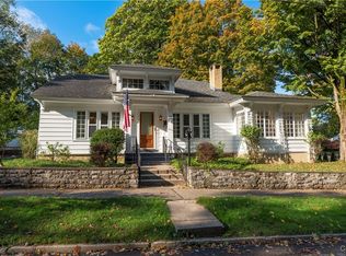 32 Beverly Pl, Utica, NY 13501