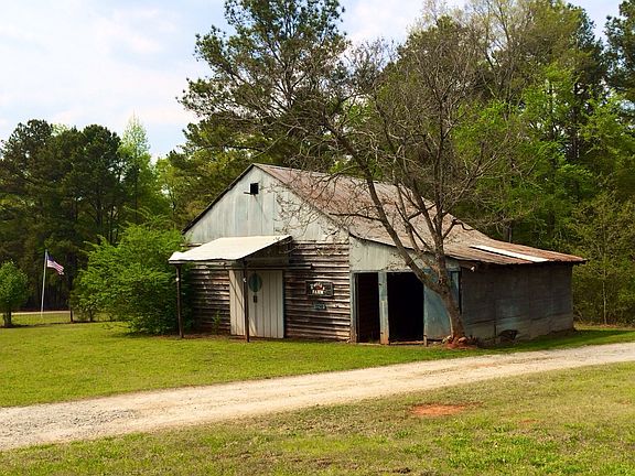 Barn at property entrance