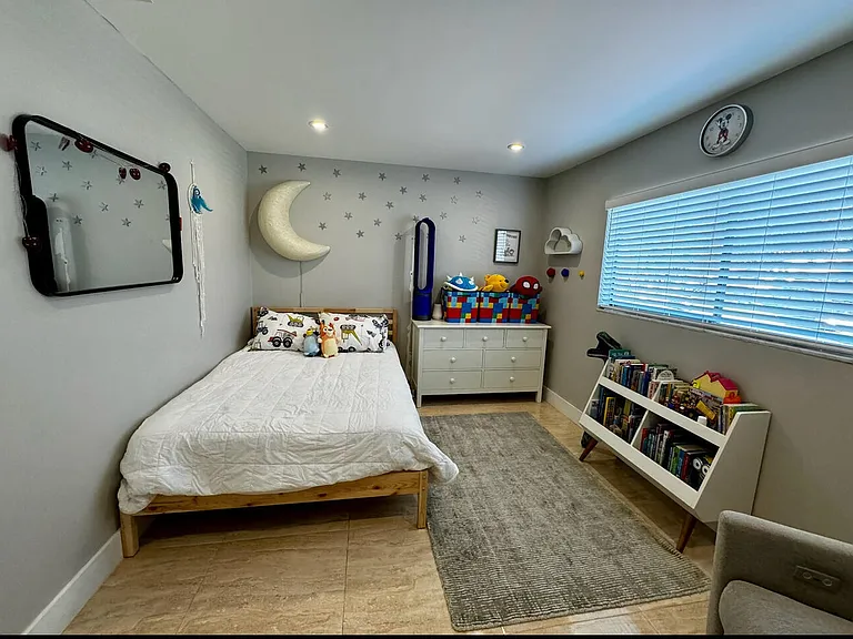 5520 Coach House Cir #G — Photo 34