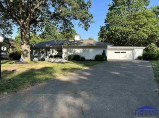 7 30th Street Ct, Terre Haute, IN 47803