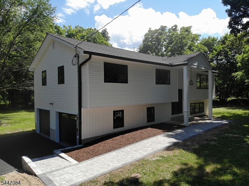 1st image of 88 Unionville Rd