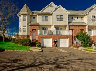 9A Cottage Ct, Berkeley Heights, NJ 07922