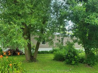 75049 Hensall Rd #18, Huron East, ON N0K1W0