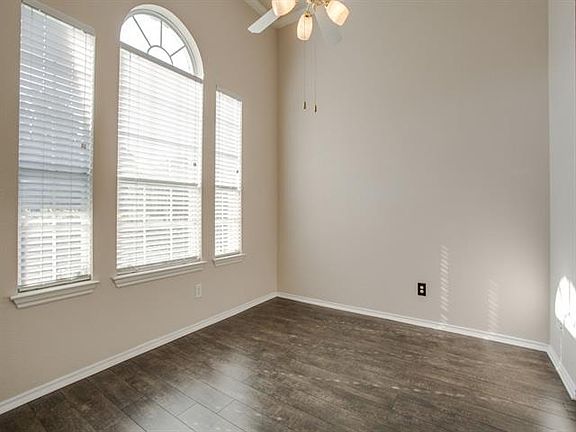 5th image of 8205 Bulrush Dr