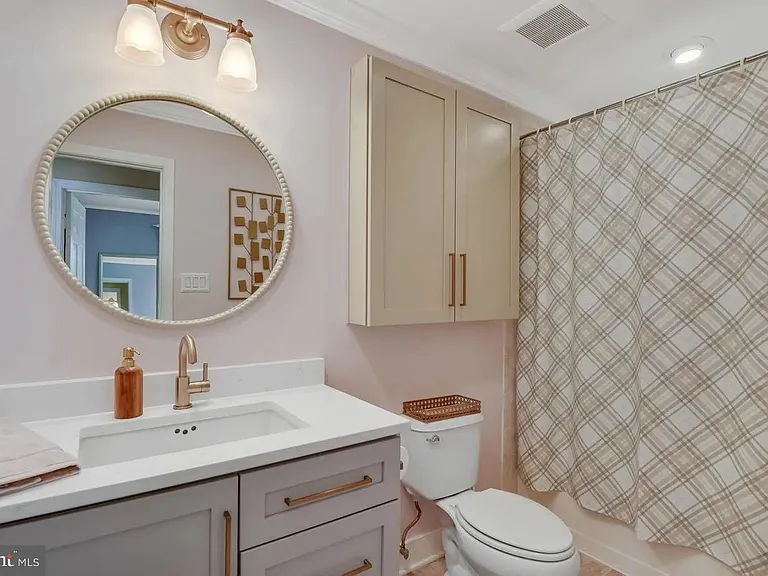 3105 James Madison Hwy — Photo 16