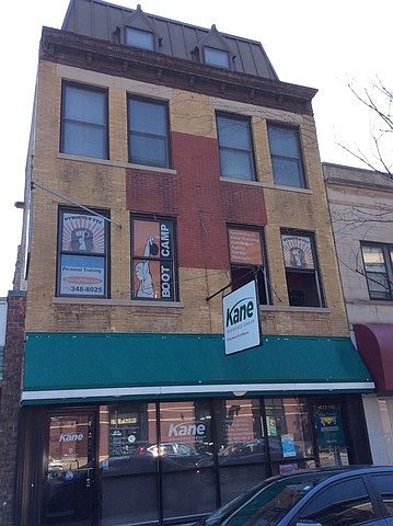 1st image of 4016 N Lincoln Ave #2