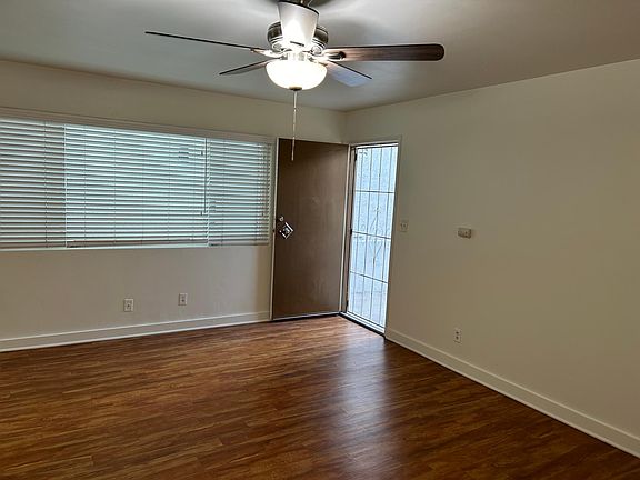 3rd image of 314 8th St #B