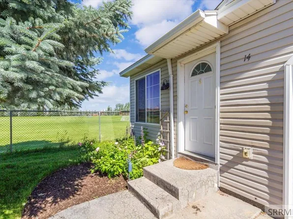 860 S 5 W APT 14, Rexburg, ID 83440