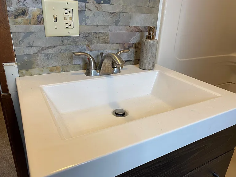 2720 Emerson Ave S #1 — Photo 15