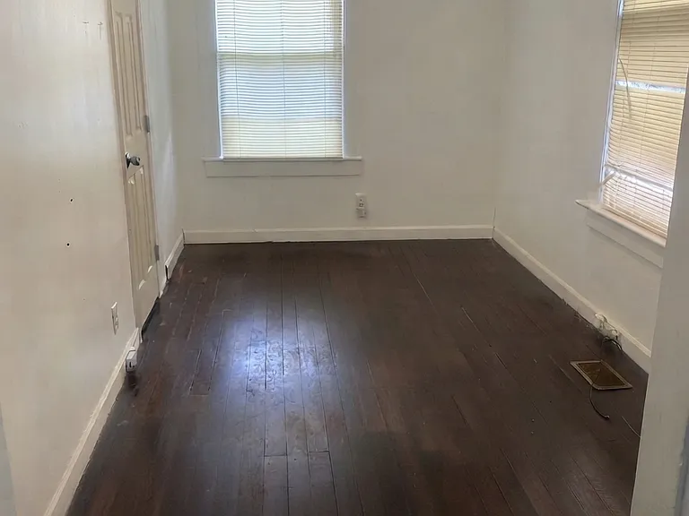 2096 Court Ave #1 — Photo 13