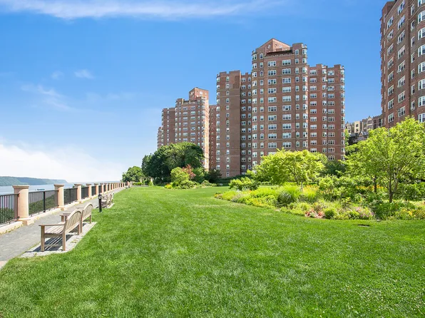 120 Cabrini Boulevard image 17 of 24