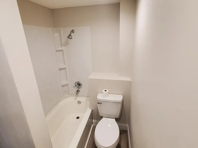 1201 Shuler Ave #1 — Photo 4