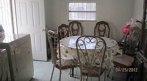 2nd image of 9284 Roseway Dr