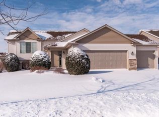 5423 Ridgeway Rd NW, Rochester, MN 55901